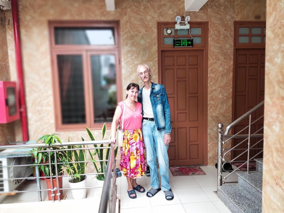 Khang Homestay Beach 2*